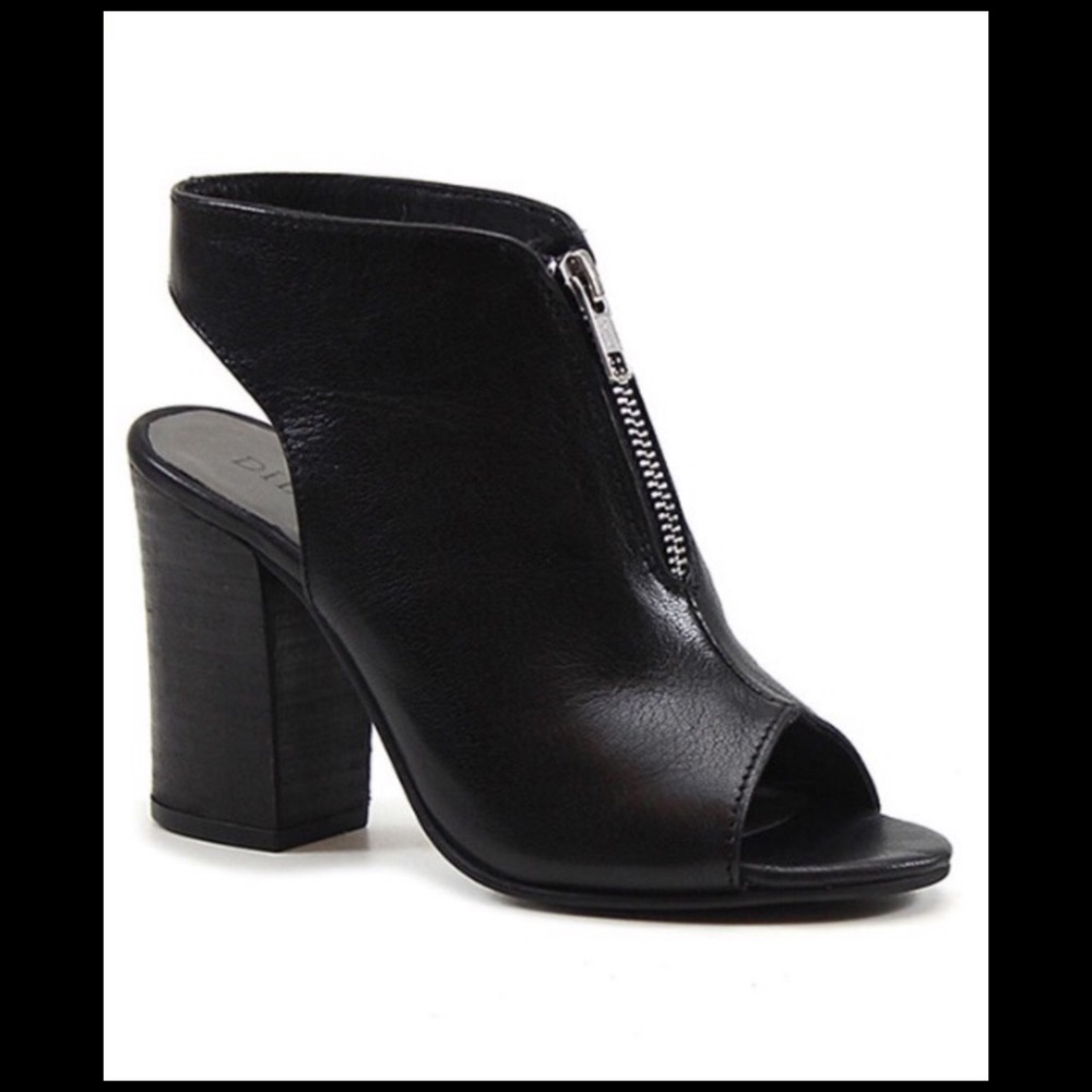 NIB- Diba Black Heeled Leather Sandals